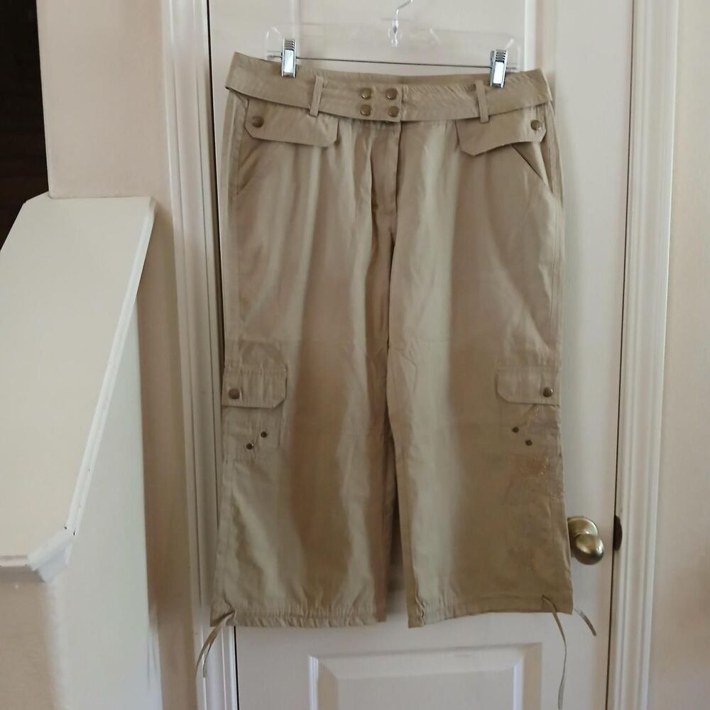 Y2K Vintage tan belted cargo capri pants embroidered beaded flowers 12 mcbling